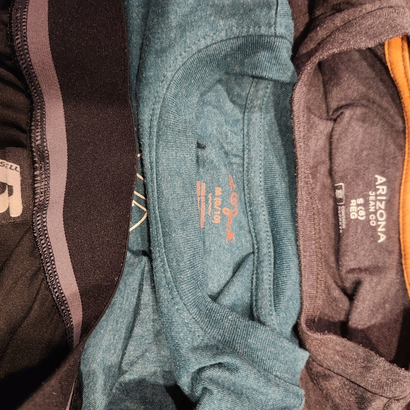 Lot Big Boy's clothes Bundle size 8 (s-m) Preowned - Picture 4 of 6